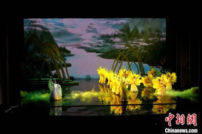 这个小伙子感觉怎么样？要实话实说游戏画面