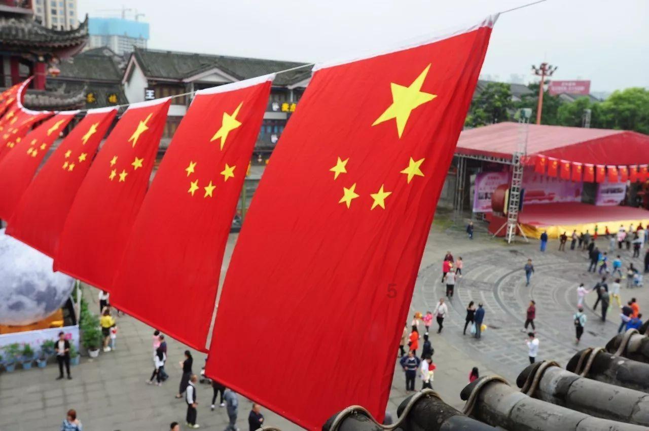 同学考试不好想和父母外出务工，同学如何劝说？