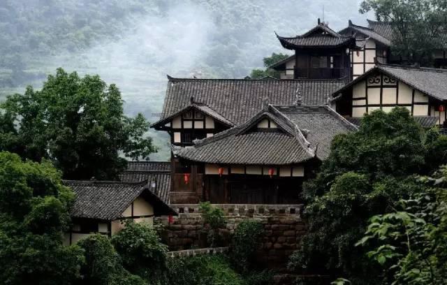 天蚕土豆的书，哪本是第一部啊？