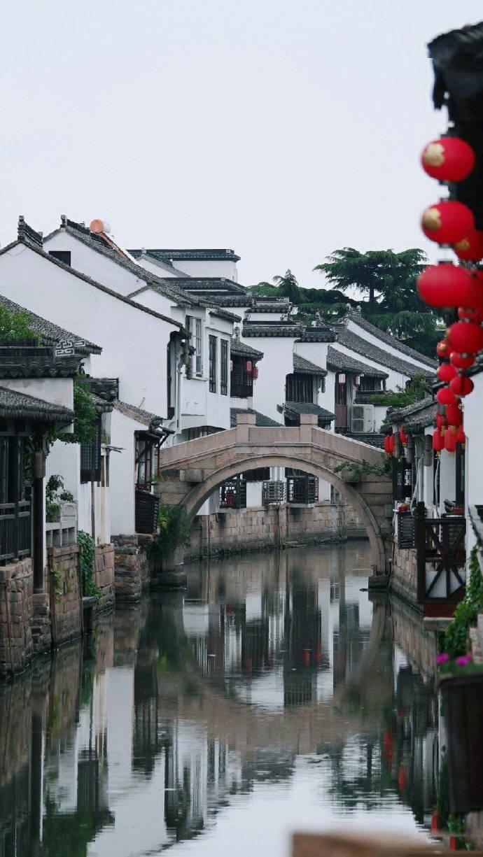 双节送温暖，真情暖人心——省市总工会领导慰问我院经开院区医护人员