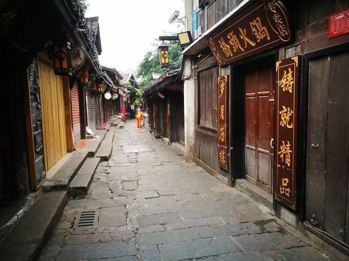 引球进框