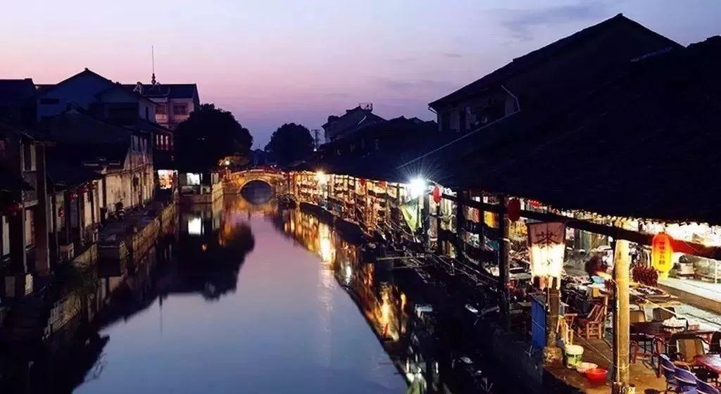 逃出神秘石堡