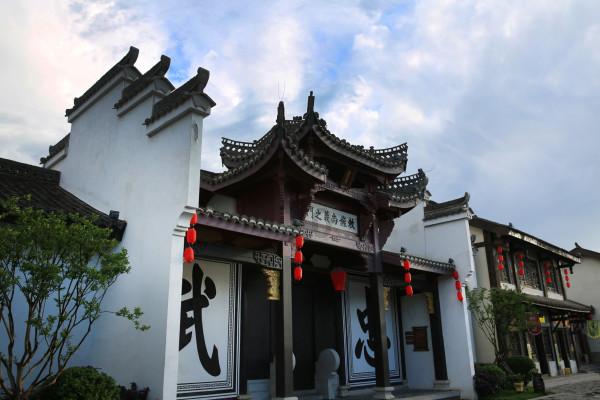 欢乐砸瓶子