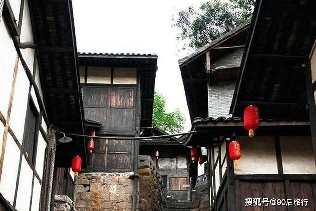 加入帮我查一下这个号码15752475024在彝良住过哪家旅社?,体验知识星球的精彩世界