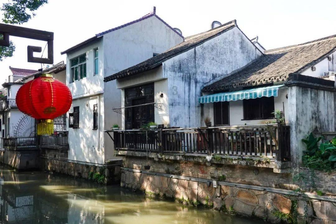 迎新春 送祝福 重庆韩泰为54户困难家庭送年货